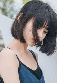 莫萤江漠